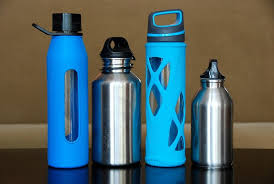 9 Reusable Water Bottles to Cut Down on Plastic Usage — Editor Reviews